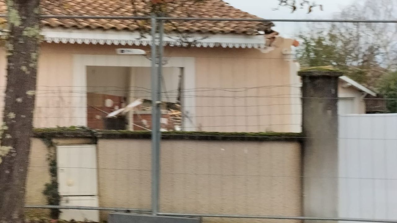 Démolition d'une maison à Cadaujac