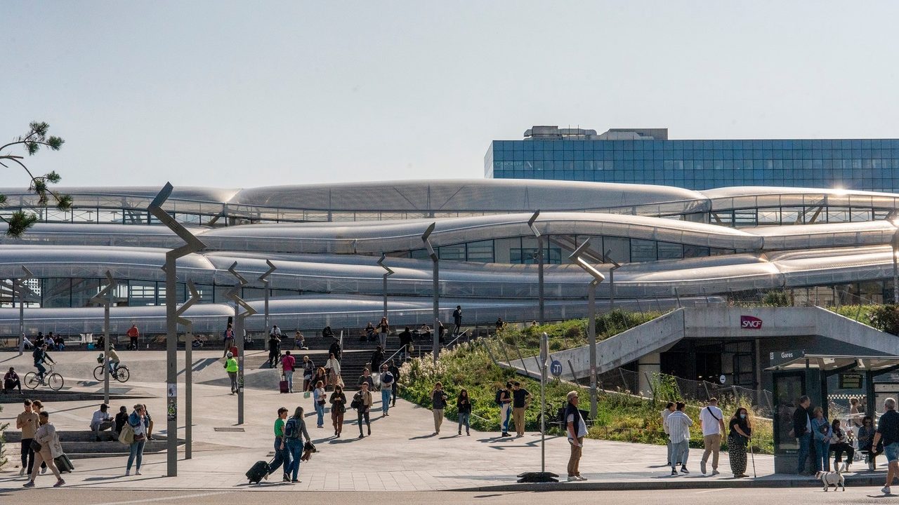 La gare de Rennes et ses abords.