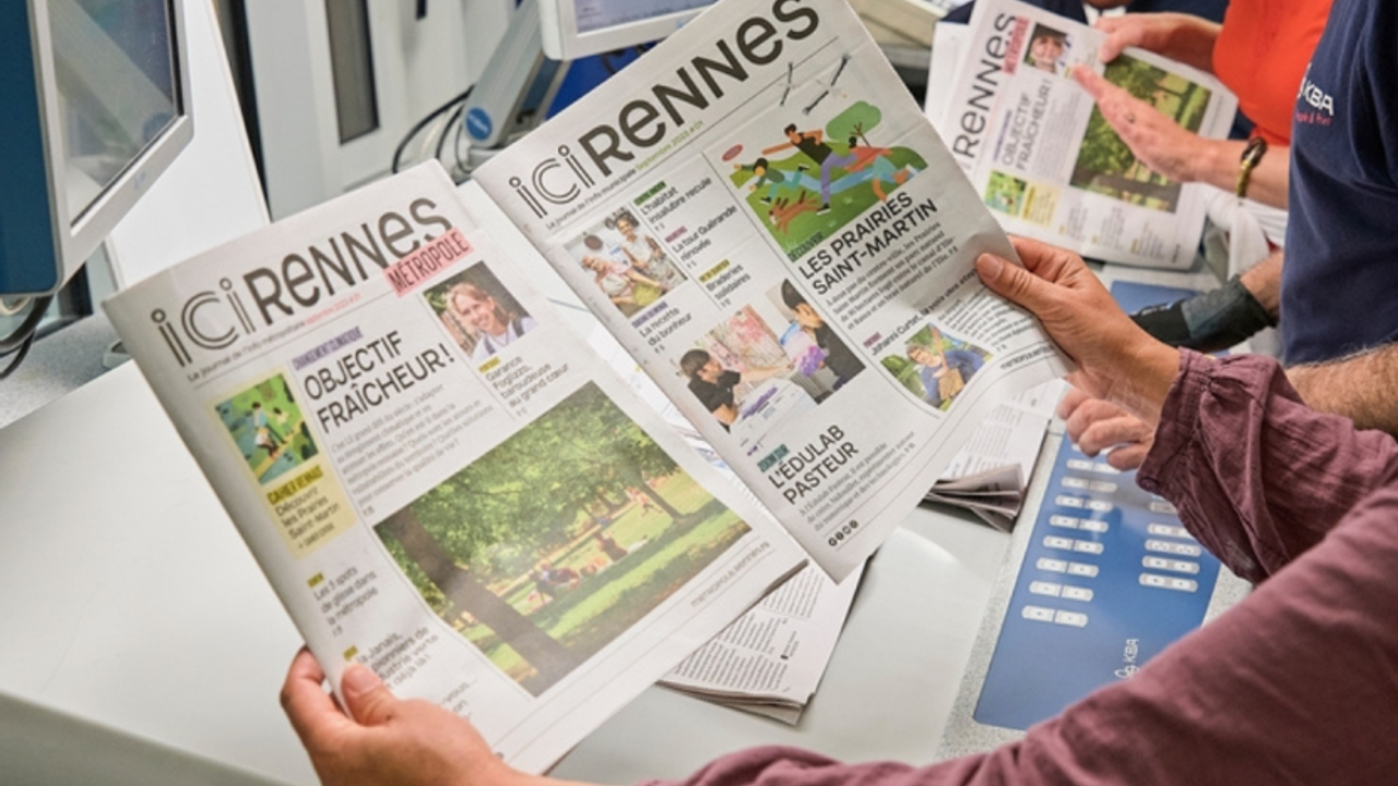 deux mains tiennent le journal Ici Rennes