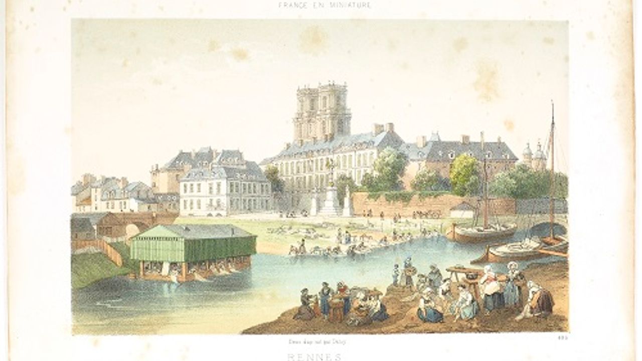 Gravure de la ville de Rennes qui représente une vue du calvaire, en arrière plan la cathédrale.