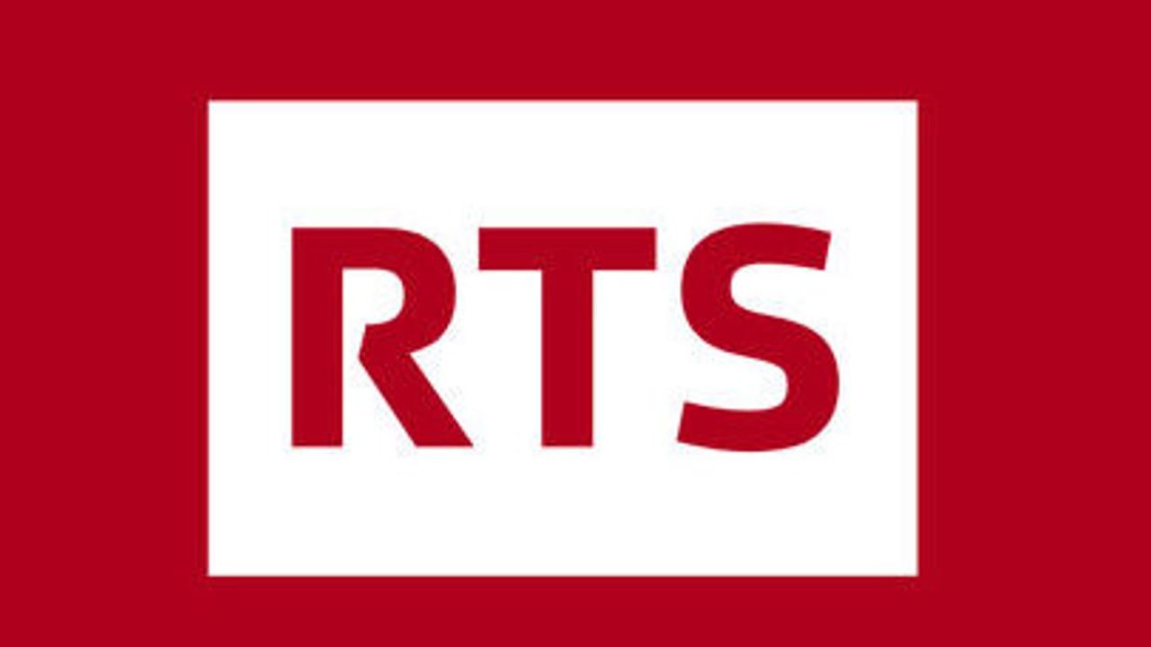 L’invité du 12h30 - Yves Marry sur RTS pour présenter son livre "Numérique, on arrête tout et on réfléchit" (Rue de l'échiquier, 2024)