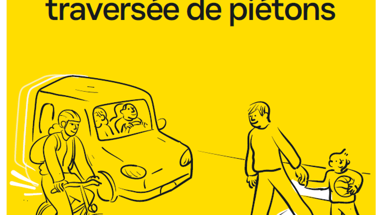 Dessin, un cycliste et un automobiliste ralentissent devant un passage piéton sur lequel s'engagent deux personnes. Un message "Ici je m'arrête traversée de piétons" permet de rappeler les règles.