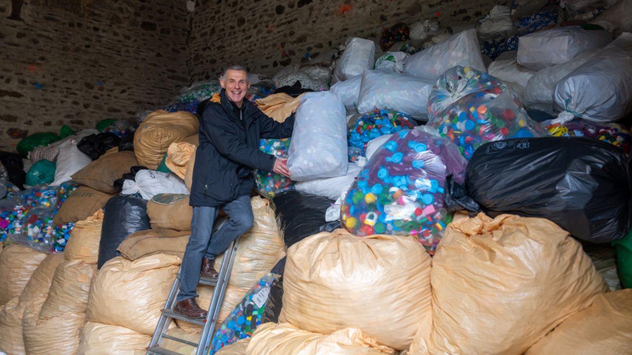 Stockage des bouchons dans la ferme des Gallets 