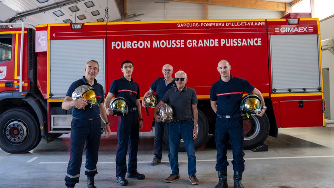 L'équipe des pompiers volontaires de Vern, emmenée par le chef de caserne Lionel Gogdet.