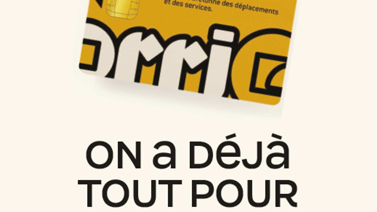 Une photo d'une carte Korrigo est présentée sur la campagne pour promouvoir l'utilisation des transports en commun