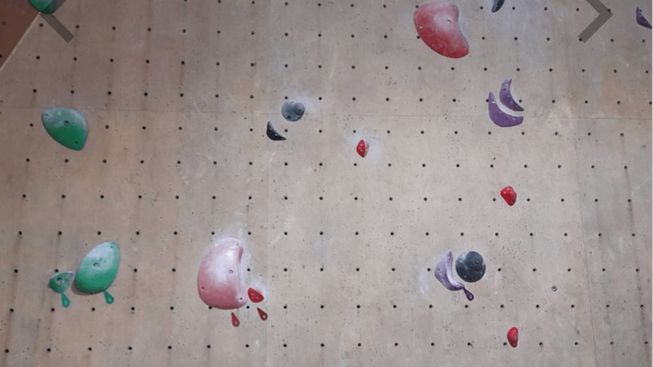 Bloc noir Secteur 13