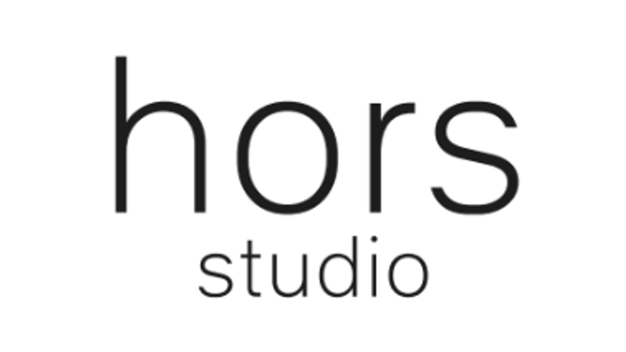 hors studio