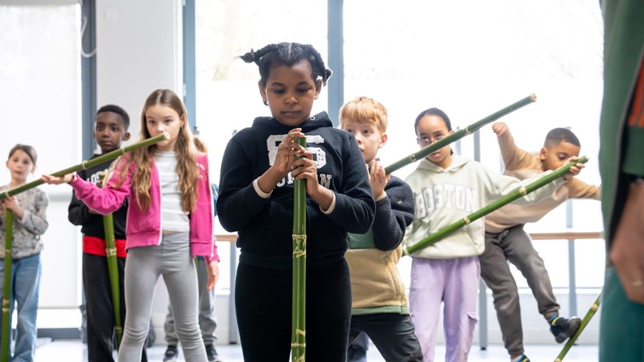 Les enfants en plein mouvement