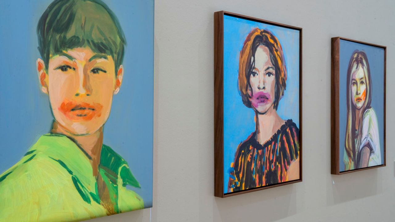 Tableau représentant des portraits très colorés