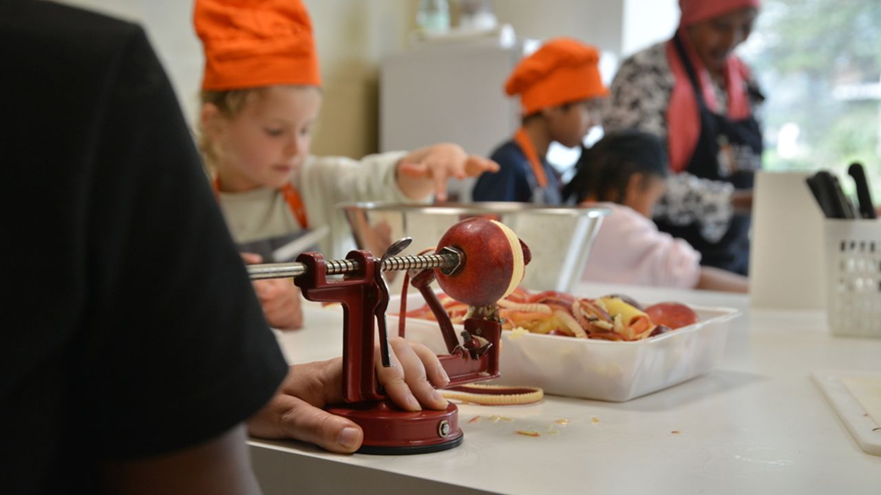 Le Refugee Food Festival fait recette à l'école Toni-Morisson