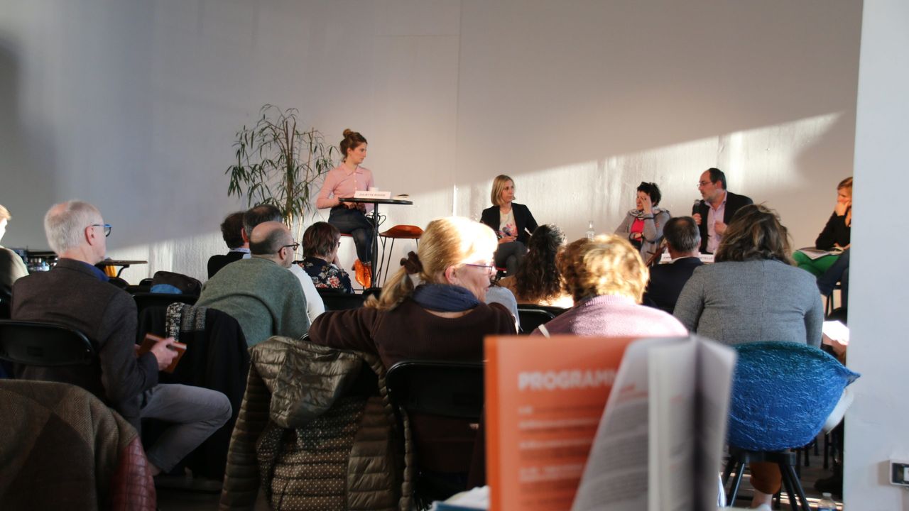 conférence lors des assises de l'attention 202