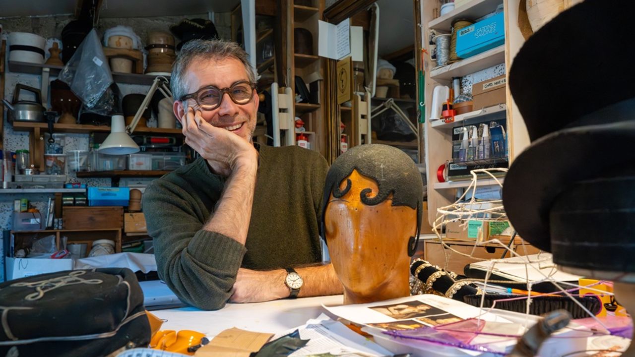 Robin Husband : les 400 coups… de chapeau
