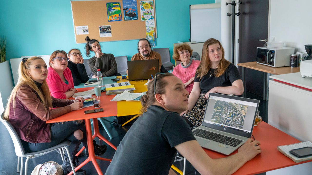 Les nouveaux commissaires recherchent des ressources iconographiques et des données statistiques sur le quartier Bréquigny.