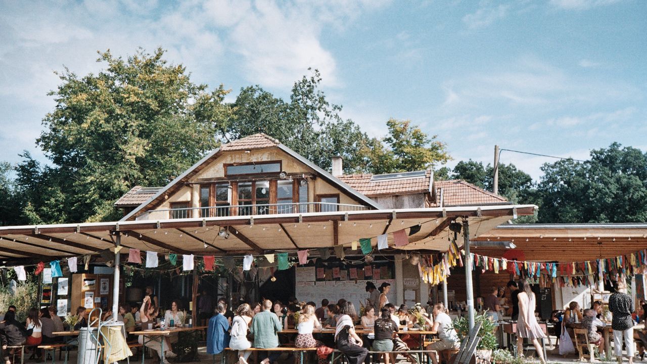 Festival common eating area outside