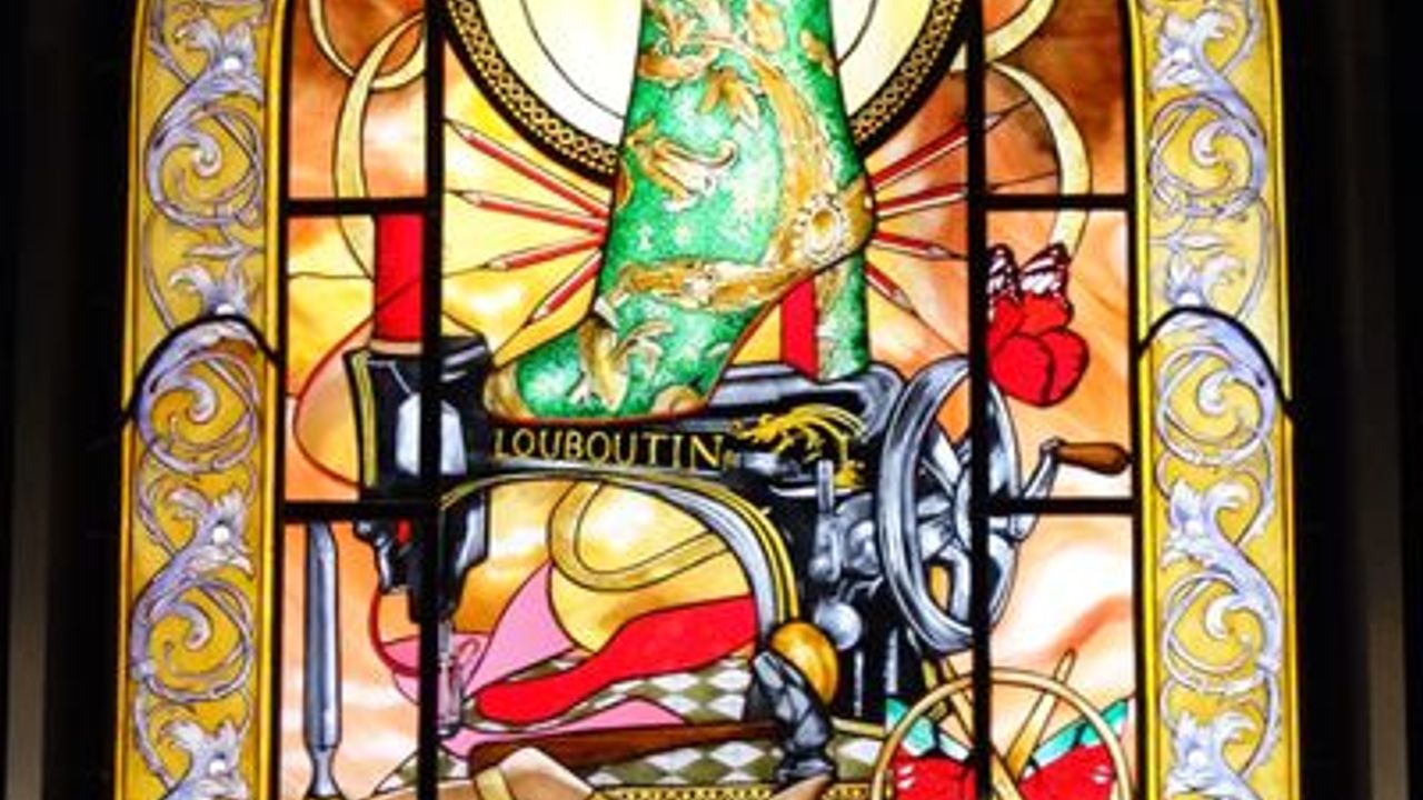 Collaboration Maison du Vitrail (EPV) et Louboutin